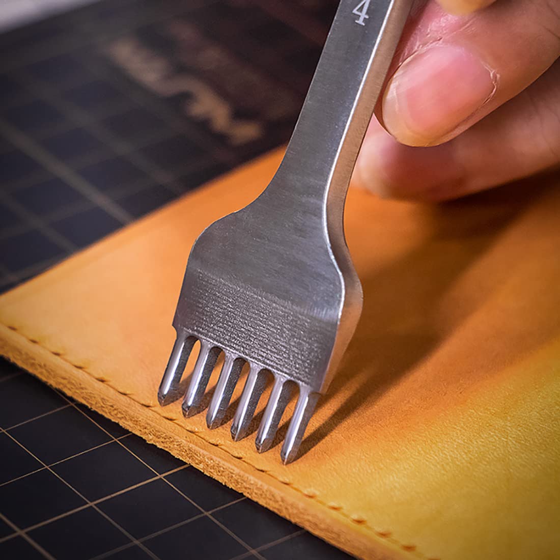 Leather Hole Punch Tool Pricking Iron Hole Puncher 3Mm 1/2/4/6 Prong Tooth Lacing Diamond Stitching Chisel Set for DIY Leather Craft Kits (Silver)